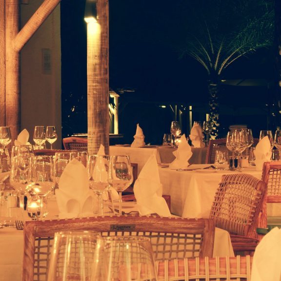 MAIN-RESTAURANT-1 MAIN-RESTAURANT-1